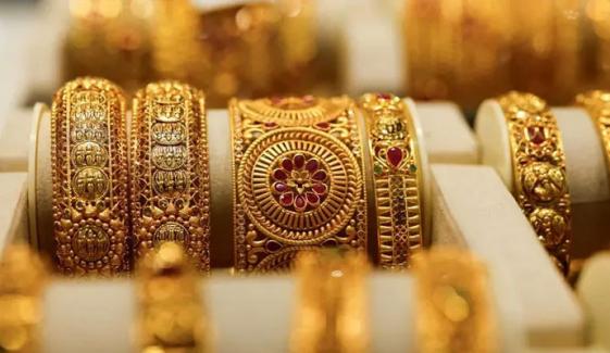 بڑے اضافے کے بعد سونے کے بھاؤ میں بڑی کمی