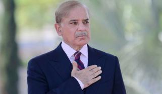 وزیرِ اعظم شہباز شریف کی ملکی معیشت کی بحالی کیلئے فیلڈ مارشل کی کوششوں کی تعریف