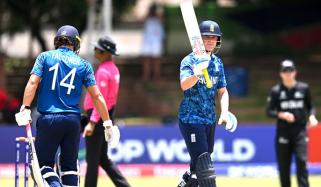 انڈر 19 ورلڈ کپ، انگلینڈ نے نیوزی لینڈ کو 65 رنز سے ہرا دیا