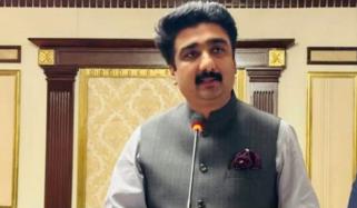 سفاری ٹرین کے اخراجات کم کرانے کی کوشش کروں گا: وزیرِ سیاحت سندھ