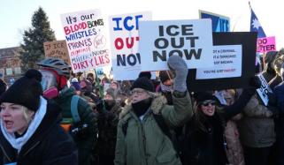 امریکا: ٹرمپ کی امیگریشن کارروائیوں کیخلاف ملک گیر ہڑتال جاری، شہریوں کا شدید احتجاج