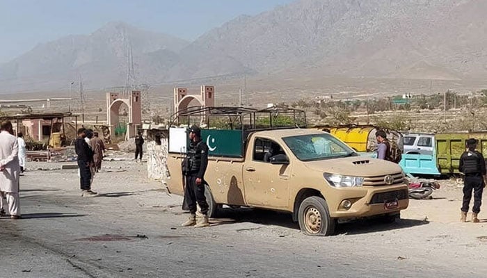 ڈی جی خان: پنجاب سے بلوچستان جانے والے تمام راستے بند