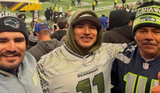 امریکا: بیٹے نے فالج سے صحتیاب والد کو سرپرائز دے کر صارفین کے دل جیت لیے