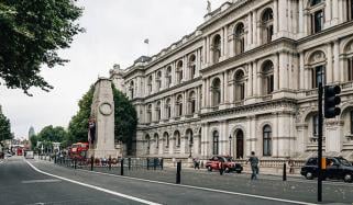 برطانیہ کا 10 ایرانی شخصیات اور ایک ادارے پر نئی پابندیوں کا اعلان