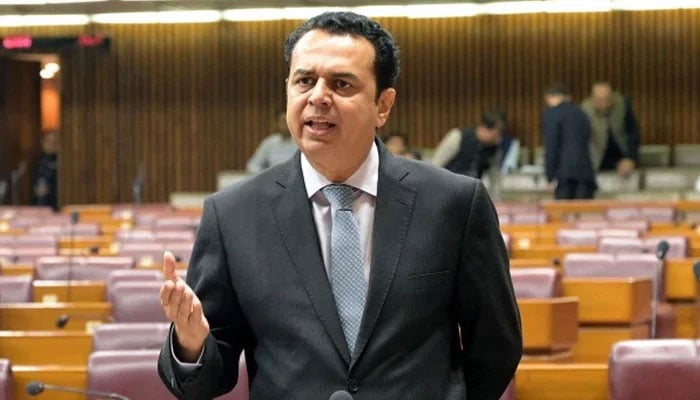 وفاقی وزیرِ مملکت برائے داخلہ طلال چوہدری—فائل فوٹو