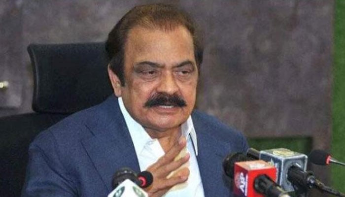 محمود خان اچکزئی کو تجویز دی تھی کہ آپ وزیراعظم پاکستان سے ملیں، رانا ثنا اللّٰہ - فوٹو: فائل