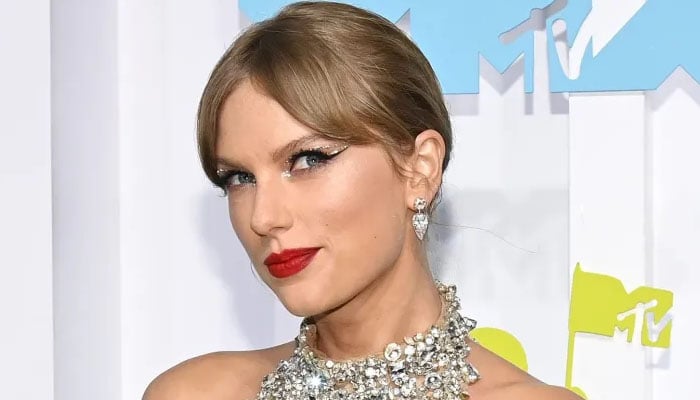 Taylor Swift makes surprising move after ditching Grammys 2026