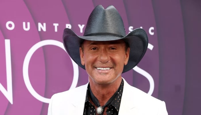 Tim McGraw to bring new Pawn Shop Guitar Tour to central Indiana