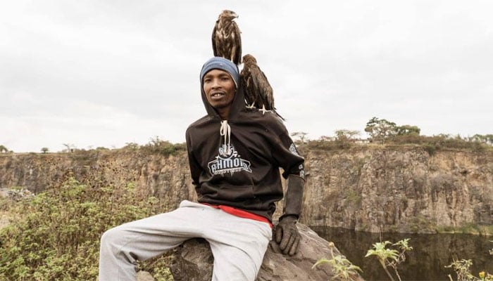 نیروبی برڈمین، بے گھر پرندوں کا محافظ نوجوان