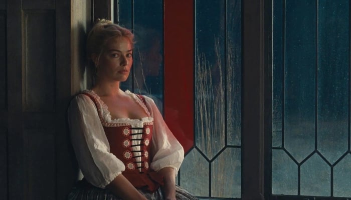 Margot Robbie on overcoming her ‘awful’ accent for Wuthering Heights