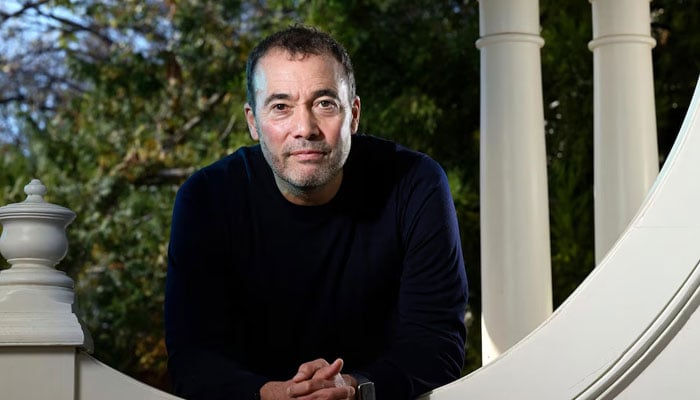 چیف ایگزیکٹو افسر ول لوئس— فوٹو اے پی