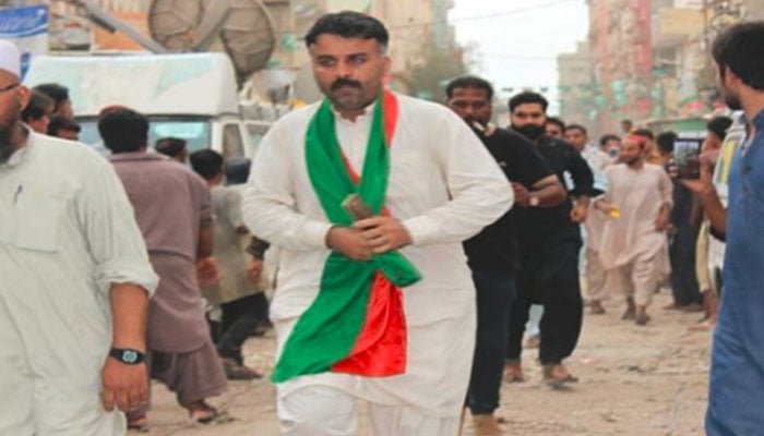 کراچی: راجہ اظہر اور فہیم خان کو حراست میں لے لیا گیا