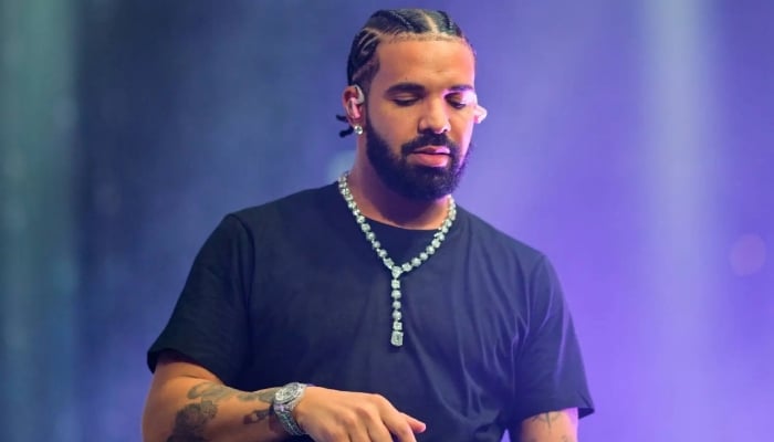 Drake’s $1M Super Bowl bet backfires as Seahawks defeat Patriots
