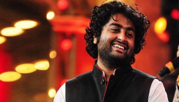 Arijit Singh pens heartfelt note after his first surprise return since retirement