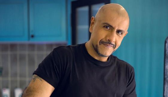 وشال ددلانی نے بااثر سیاستدان، ابھرتے گلوکار کا نمبر بلا ک کردیا