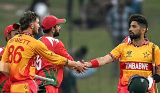 ٹی20 ورلڈکپ: زمبابوے نے عمان کو 8 وکٹوں سے ہرادیا