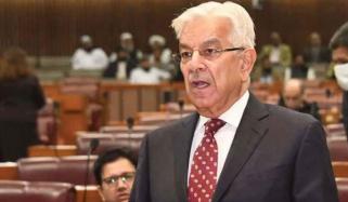 اپوزیشن لیڈر نے پاک فوج پر الزامات لگانے کی کوشش کی: خواجہ آصف