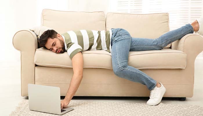 Does sedentary lifestyle increase diabetes complications?