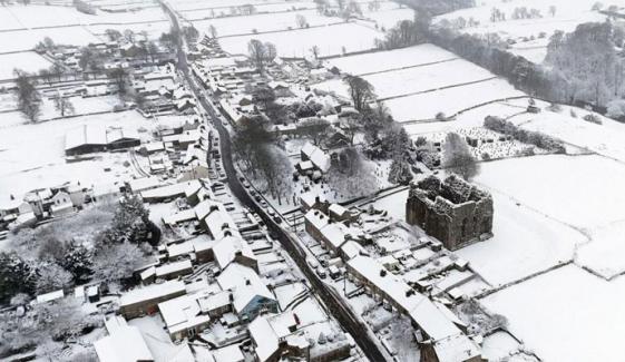 شمالی انگلینڈ اور اسکاٹ لینڈ میں شدید برفباری کی پیشگوئی، 20 گھنٹے کا یلو الرٹ جاری