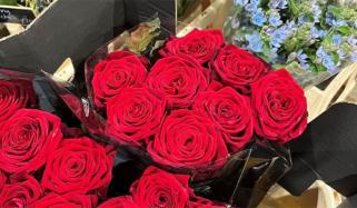 برطانیہ میں ویلنٹائن ڈے کی تیاریاں عروج پر، پھول اور گلدستوں کی مانگ میں اضافہ