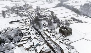 شمالی انگلینڈ اور اسکاٹ لینڈ میں شدید برفباری کی پیشگوئی، 20 گھنٹے کا یلو الرٹ جاری