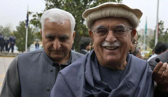 سپریم کورٹ میں بانی کی صحت سے متعلق آئی رپورٹ خطرناک ہے: محمود خان اچکزئی