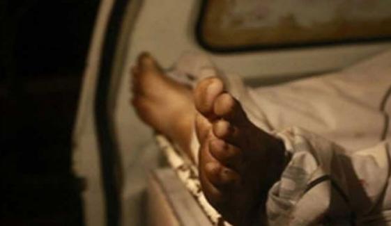 جھنگ: کم عمر بہن بھائی نے باپ کو قتل کر کے لاش صحن میں دفنا دی