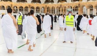 زائرین کو رہائشی خدمات کی خلاف ورزی پر 2 عمرہ کمپنیوں کے لائسنس معطل