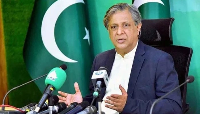 وزیرِ قانون اعظم نذیر تارڑ—فائل فوٹو