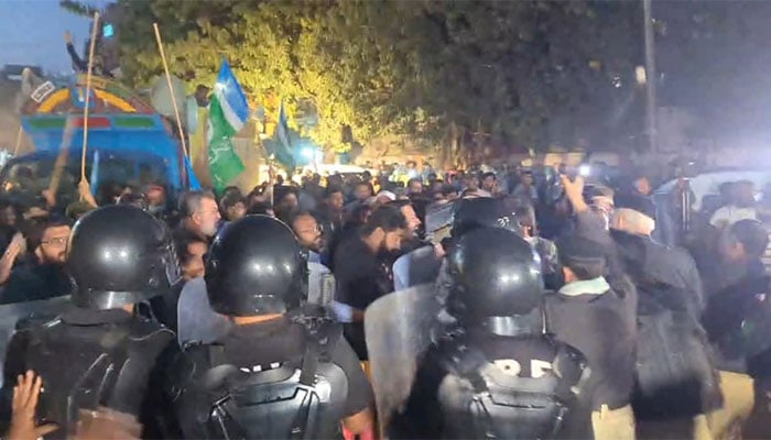 فوٹو: جنگ شعیب احمد