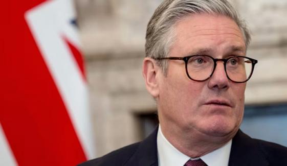 برطانوی وزیرِاعظم آن لائن رسائی ریگولیٹ کرنے کیلئے مزید اختیارات کے خواہاں