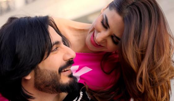 ولی حامد علی خان نے اپنا نیا گانا ’پیار ہوا ہے‘ ریلیز کردیا