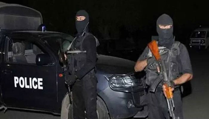 کراچی: سی ٹی ڈی کا گھر پر چھاپہ، 4 دہشت گرد ہلاک، 2 اہلکار زخمی