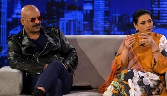 ہم علیحدہ علیحدہ کمروں میں رہتے ہیں: شمعون عباسی و شیری شاہ کا انکشاف