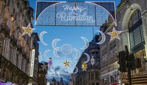 برطانیہ میں دو مختلف دنوں میں رمضان کا آغاز