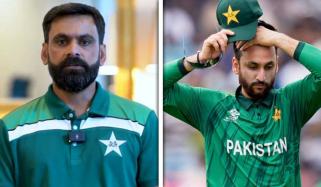 محمد حفیظ نے سلمان علی آغا کے دورانِ فیلڈنگ فیصلوں پر سوال اُٹھا دیے