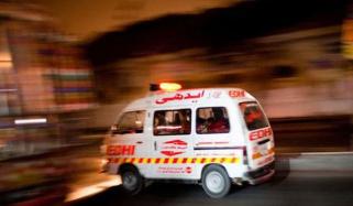 کراچی: سپر ہائی وے پر متعدد گاڑیوں کی ٹکر، خاتون سمیت 4 افراد جاں بحق