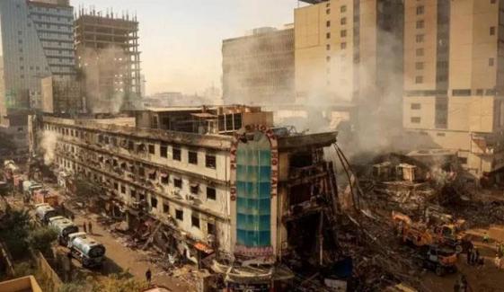 لائٹ بند نہ ہوتی یا ایمرجنسی لائٹس ہوتیں تو سانحۂ گل پلازا میں اتنا نقصان نہ ہوتا: چیف فائر آفیسر