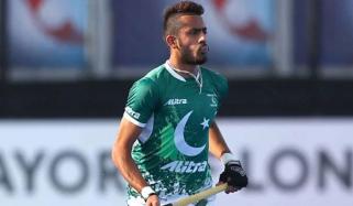 موجودہ ہاکی مینجمنٹ کے ساتھ بالکل کام نہیں کرسکتے، کپتان عماد بٹ