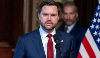 ایران بعض ریڈ لائنز پر بات چیت کے لیے تاحال تیار نہیں، جے ڈی وینس