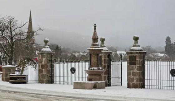  برطانوی محکمہ موسمیات کی 6 انچ تک برف باری کی پیش گوئی