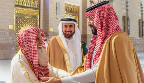 مدینہ منورہ: سعودی ولی عہد کا مسجدِ نبوی ﷺ کا دورہ