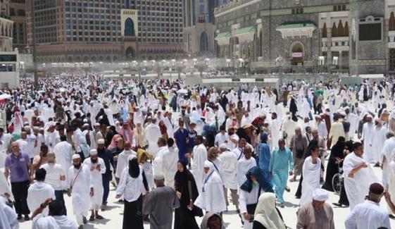 رمضان کا پہلا جمعہ: مسجد الحرام، مسجد نبویﷺ، مسجد قبلتین، مسجد قباء میں 20 لاکھ سے زائد زائرین کا اجتماع