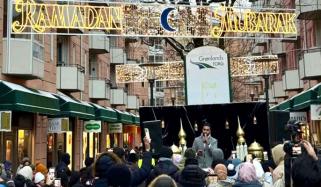اوسلو، گرین لینڈ میں سرکاری طور پر رمضان لائٹنگ کو آن کر دیا گیا
