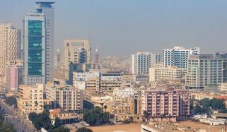 کراچی: وقفے وقفے سے تیز ہوائیں چلنے کا امکان