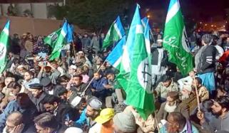 سندھ اسمبلی پر دھرنا اور ہنگامہ آرائی، جماعتِ اسلامی کے 30 کارکنان کی ضمانت منظور