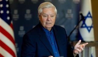 امریکی سینیٹر نے امریکا کا ایٹم بم گرانا اور اسرائیل کا غزہ کو زمین بوس کرنا درست قرار دے دیا