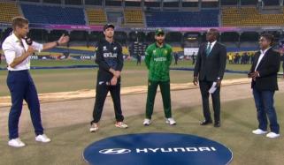 ٹی ٹوئنٹی ورلڈکپ: پاکستان کا نیوزی لینڈ کیخلاف ٹاس جیت کر بیٹنگ کا فیصلہ