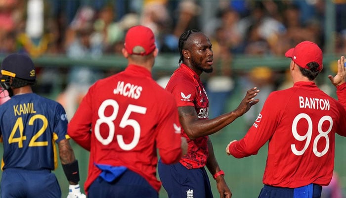 ٹی20 ورلڈکپ: 146 رنز بنا کر بھی انگلینڈ نے میچ یکطرفہ بنادیا، سری لنکا 95 پر ڈھیر