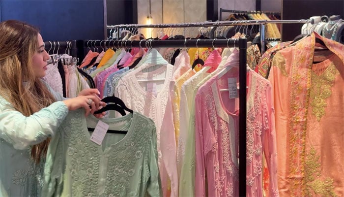 وسطی لندن میں خصوصی بازار کا انعقاد، رمضان اور عید کے ملبوسات دستیاب